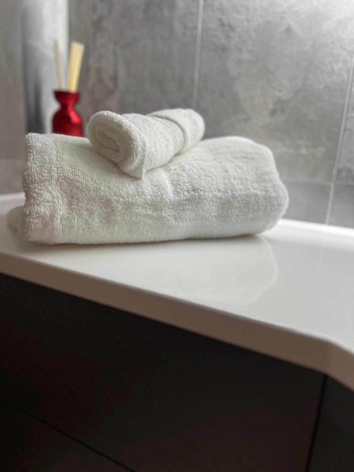 New Built Cosy Apartment Within Walking Distance Of Churchill Hospital อ็อกซ์ฟอร์ด ภายนอก รูปภาพ